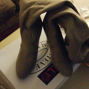 seuade boots